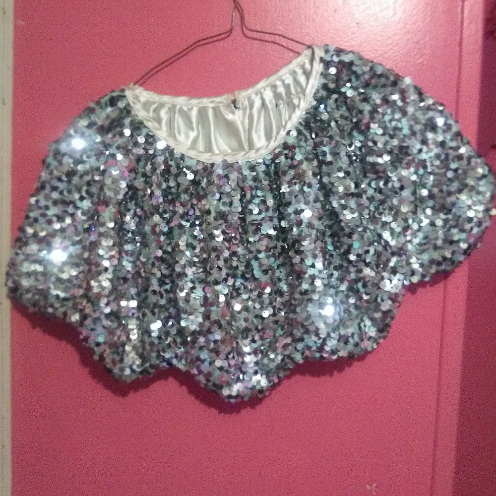 Sequince poncho
